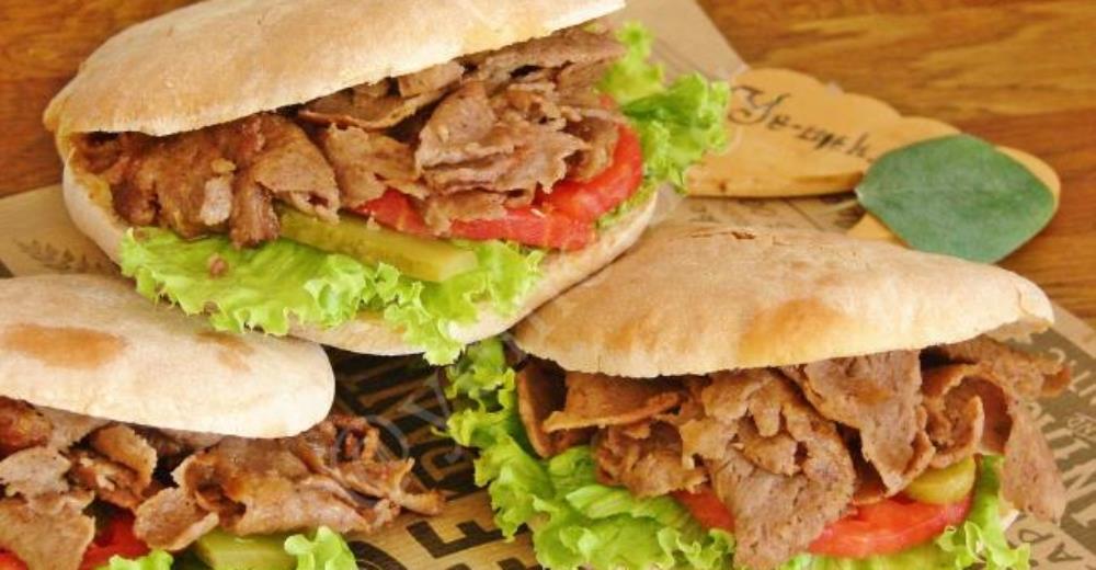 Ekmek Arası Et Döner