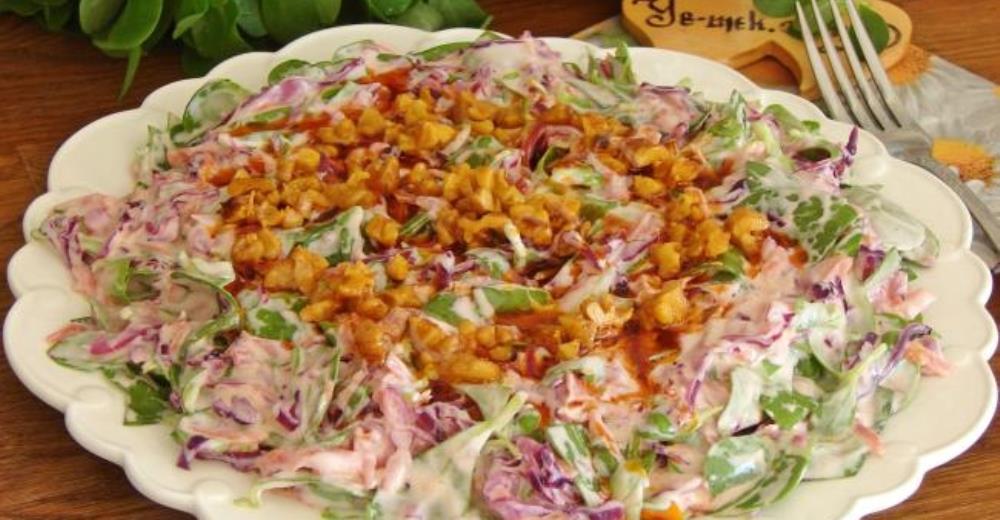 Mor Lahanalı Semizotu Salatası
