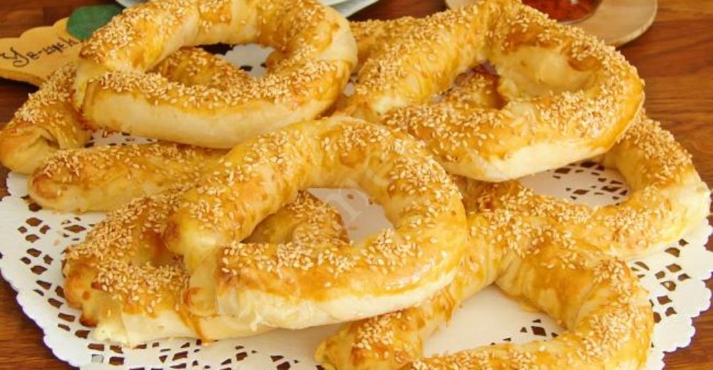 Peynirli Simit Böreği