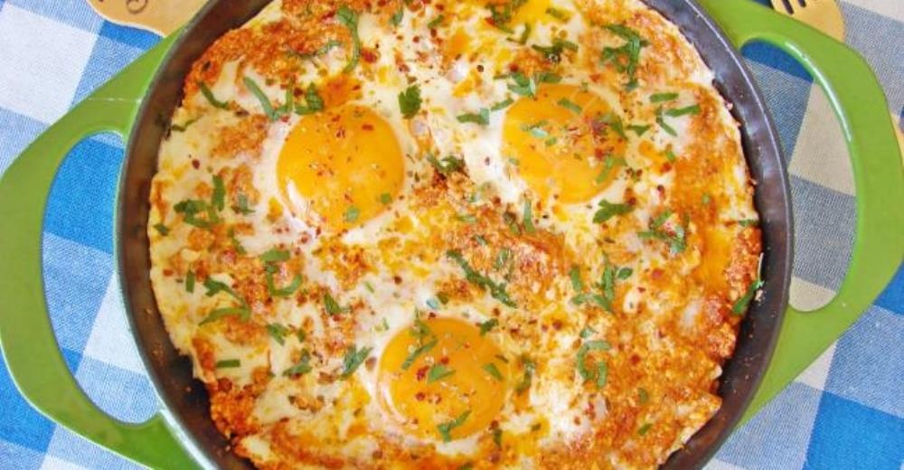 Salçalı Peynirli Yumurta