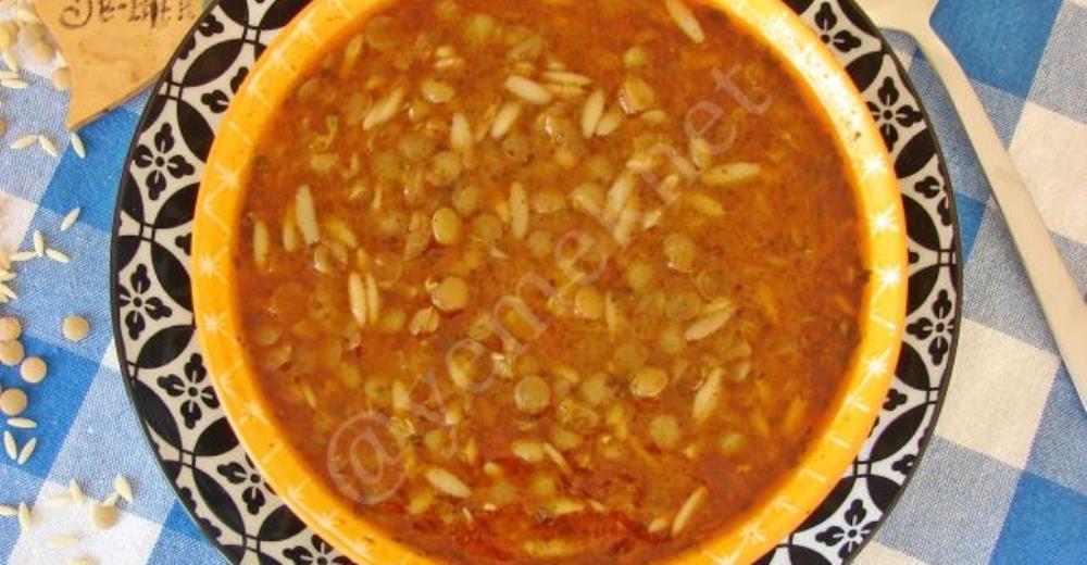 Şehriyeli Yeşil Mercimek Çorbası