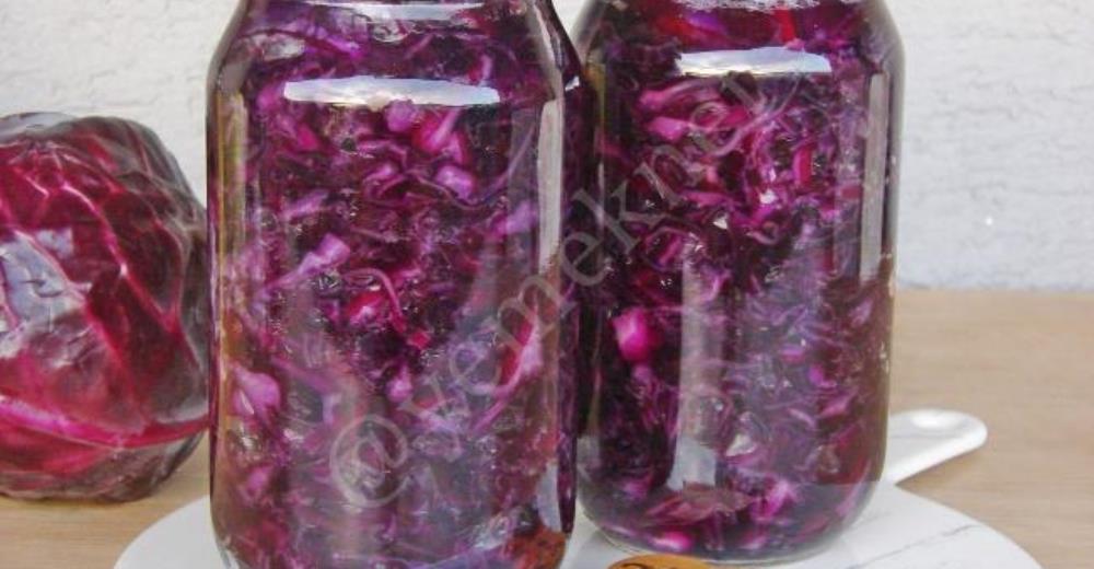 Susuz Mor Lahana Turşusu