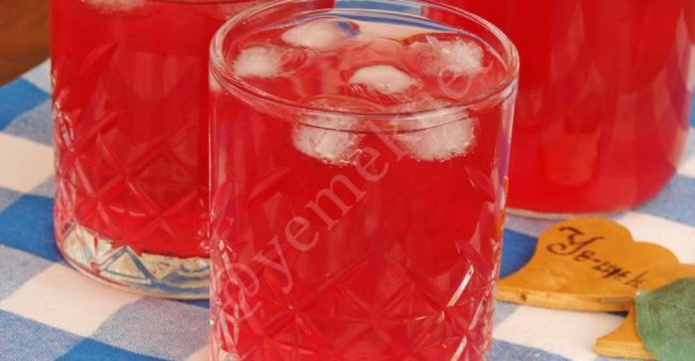 Vişneli Reyhan Şerbeti
