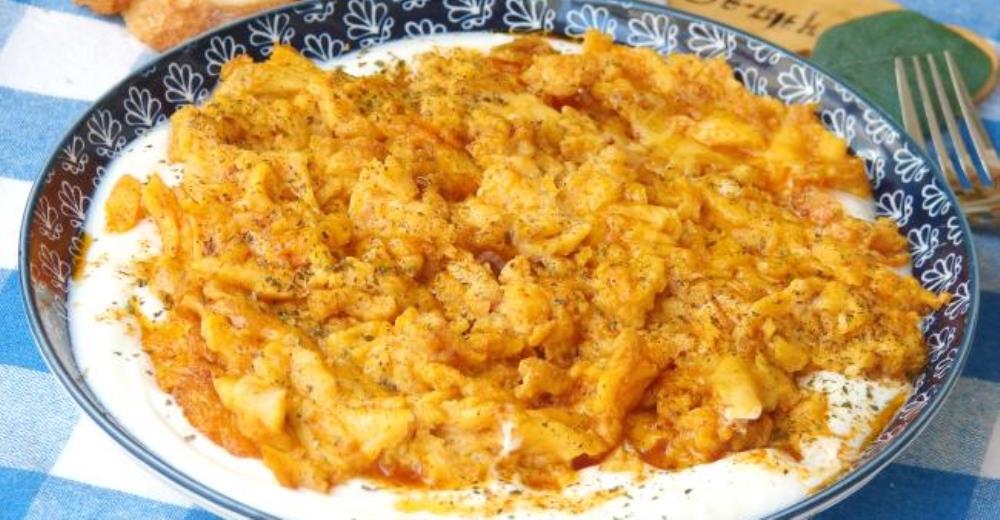 Yoğurtlu Yumurta Kavurması