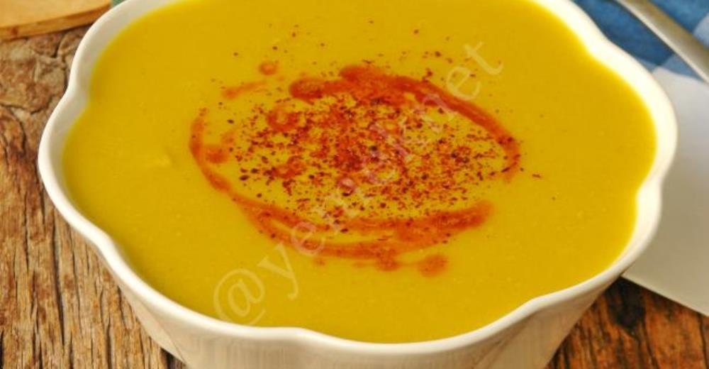 Zerdeçallı Nohut Çorbası