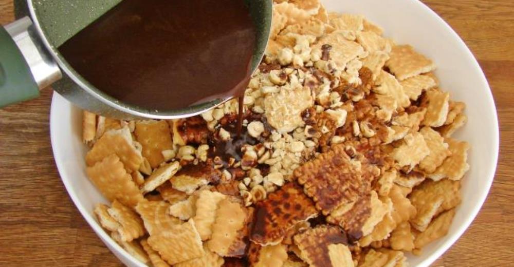 Anne Usulü Mozaik Pasta