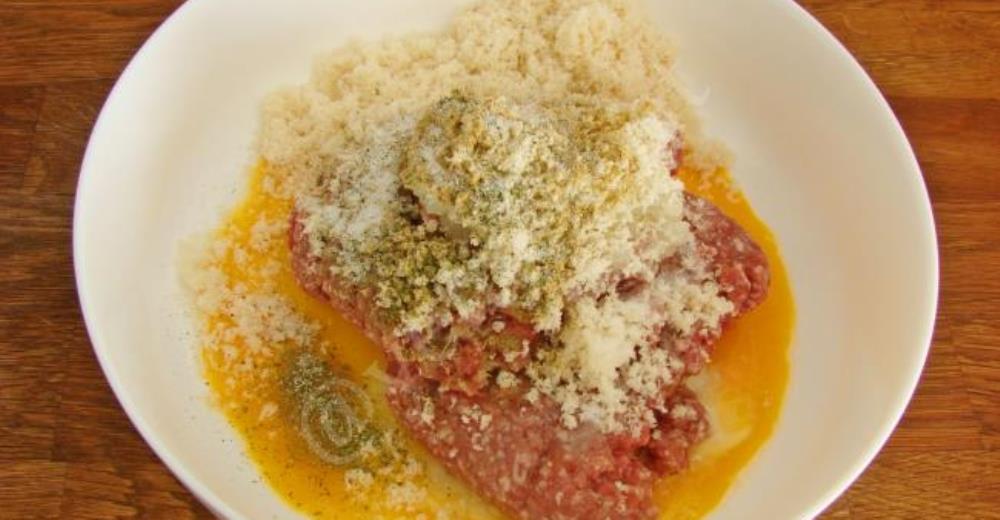 Bayat Ekmekli Köfte Harcı