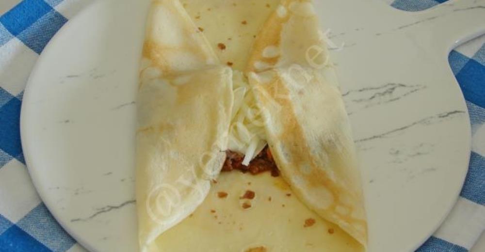 Beşamelli Kıymalı Krep Sarma