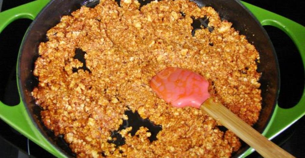 Salçalı Peynirli Yumurta