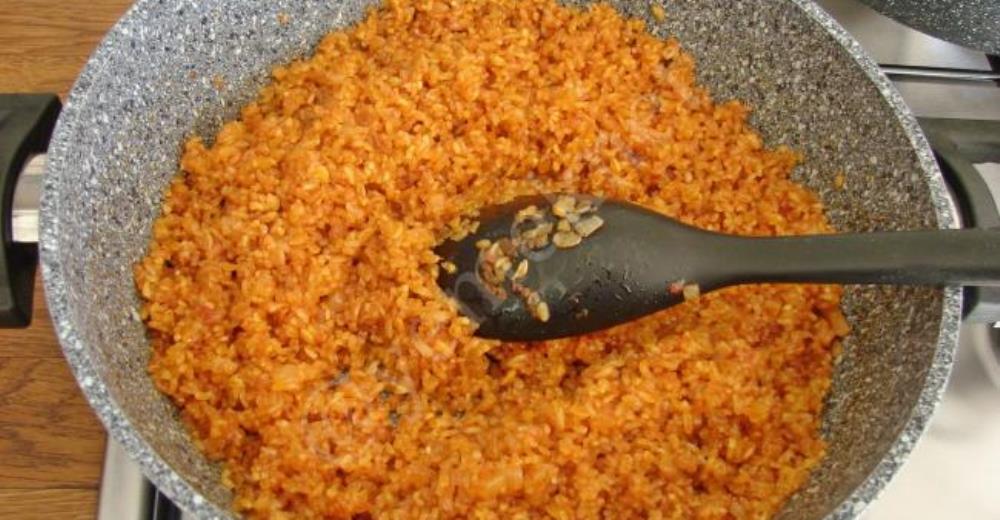 Zeytinyağlı Bulgur Pilavı